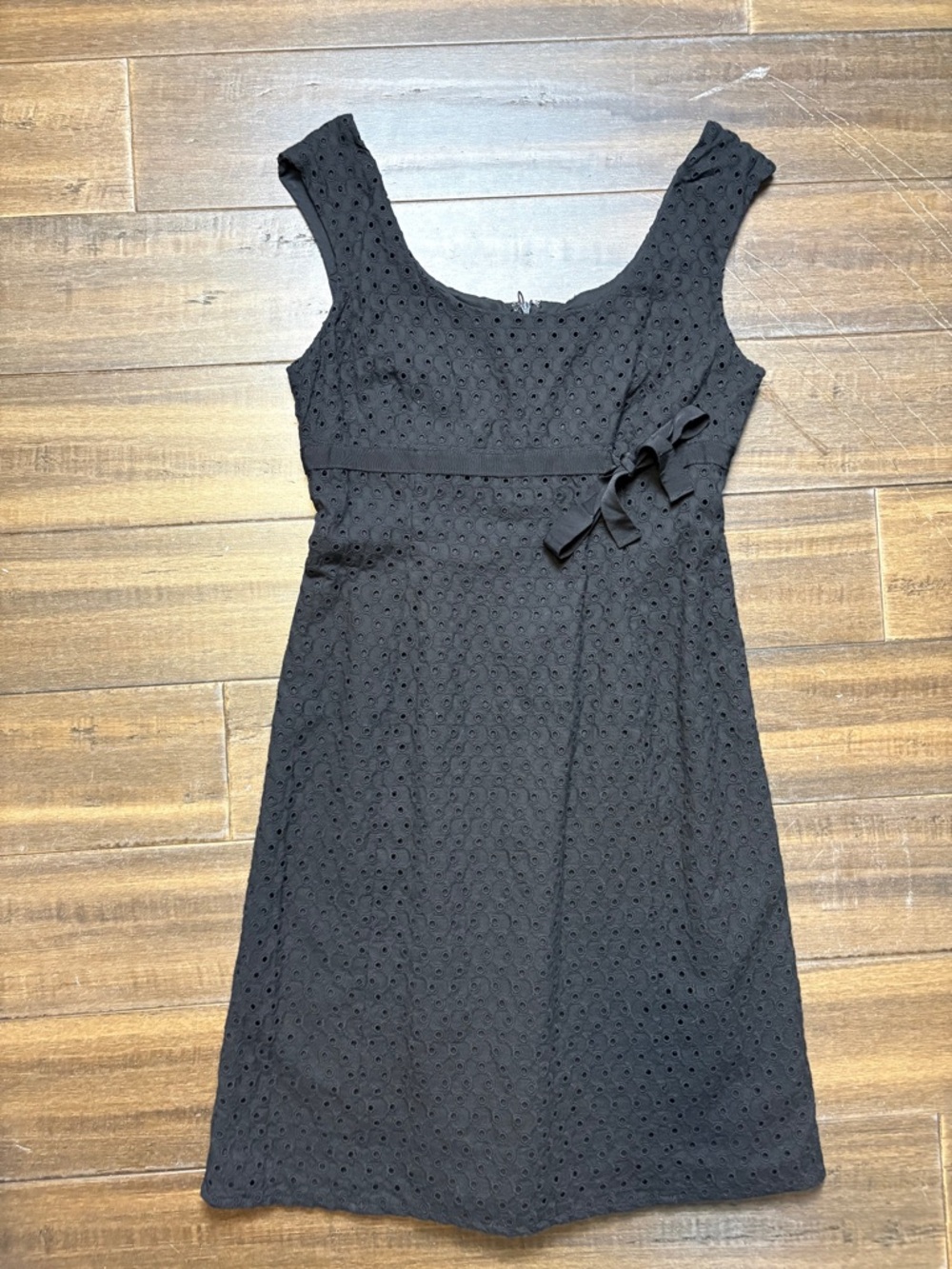 Ann Taylor Petites Sz 6P Black Eyelet Mini Dress Scoop neck Empire Waist Y2K